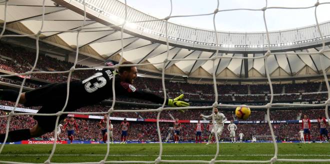 978AE032-6C70-4B0B-8186-C841988A9BA1