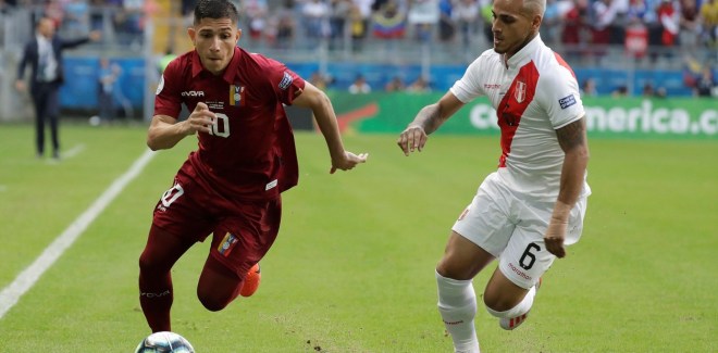 B828C3CA-8019-4A01-AE53-2C72E103C15F